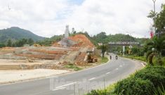 Huyện ở Quảng Nam nghèo nhất đất nước xây tượng đài chục tỷ đồng