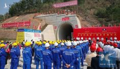 Ưu ái ‘Vành đai và Con đường’, Lào lo rơi vào bẫy nợ với Trung Quốc