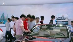 Mua xe ôtô ngay hay chờ chính sách giảm 50% phí trước bạ?