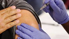 FoxNews: Anh tố Nga dùng tin tặc “cướp” công thức điều chế vaccine từ các nước