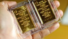 Giá vàng tăng phi mã, bất chấp áp lực chốt lời