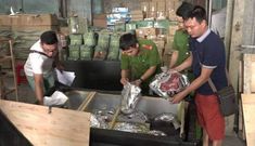 TP HCM: Phát hiện 250kg pháo nổ giấu trong ghế sofa