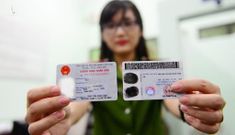 Sự thật việc thu hồi sổ hộ khẩu giấy