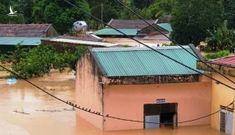 Kon Tum chìm trong biển nước, khẩn cấp di dời người dân