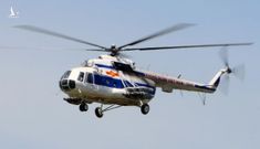 Trực thăng cứu hộ cùng bộ đội vào thủy điện Rào Trăng 3