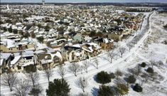 Hình ảnh cuộc sống ‘đóng băng’ của người Mỹ trong thảm họa bão tuyết