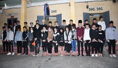34 thanh niên phi xe máy ‘thông chốt’ kiểm soát dịch bệnh COVID bất thành từ Hải Dương vào Hải Phòng