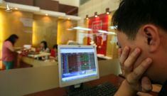 Vn-Index vượt đỉnh 1.200, nhà đầu tư đổ tiền ‘buôn chứng’