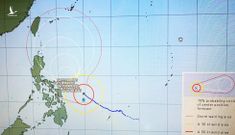 Siêu bão Surigae giật cấp 17 sẽ ảnh hưởng đến Việt Nam như thế nào?
