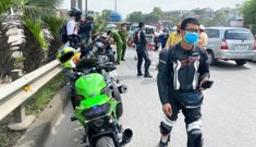 Đoàn moto ‘khủng’ đi vào cao tốc Hà Nội – Thái Nguyên bị cảnh sát tạm giữ