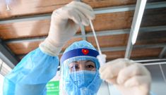 NÓNG: Khẩn cấp truy tìm F1 của chuyên gia Trung Quốc dương tính với SARS-CoV-2