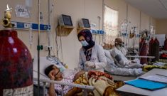 Sân bay Kabul tê liệt, WHO chỉ còn đủ nguồn cung y tế ở Afghanistan trong một tuần