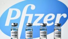 Thêm gần 218.000 liều vaccine COVID-19 Pfizer về Việt Nam