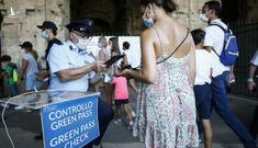 Châu Âu: Không có “thẻ xanh Covid-19” khi đến nhà hàng, trung tâm…được xem là phạm pháp