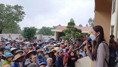 Người dân không ký nhận tiền khi Thủy Tiên cứu trợ ở Quảng Trị