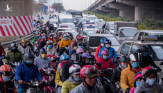 Tại sao Hà Nội không đề xuất cấm ô tô mà lại cấm xe máy?