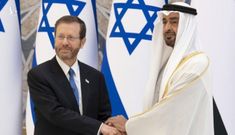 UAE bị tấn công bằng tên lửa đạn đạo giữa lúc tổng thống Israel ghé thăm