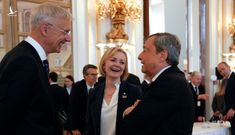 Anh ‘chìa cành ô liu’ với EU