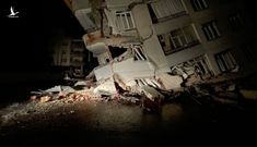 Kinh hoàng với trận động đất khiến gần 530 người chết