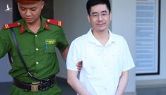 Hé lộ sự quanh co của Hoàng Văn Hưng: 15 cuộc điện thoại chỉ để nhận 4 chai rượu vang?