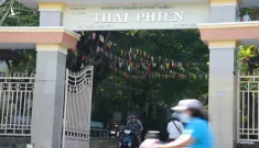 Đà Nẵng: Vụ học sinh giỏi ký nhận tiền thưởng nhưng chỉ nhận được vở