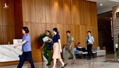 Khám xét nơi ở của Hoa hậu Nguyễn Thúc Thùy Tiên lực lượng chức năng thu về nhiều tài liệu