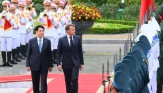Chủ tịch nước Lương Cường chủ trì lễ đón Tổng thống Pháp Emmanuel Macron