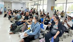 Nhiều bệnh viện TP.HCM gặp khó vì BHYT vượt dự toán chưa được thanh toán