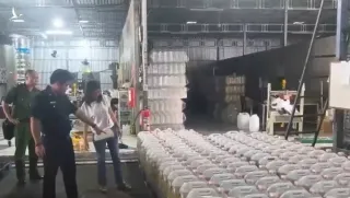 Dầu chăn nuôi đem bán cho người: Đường dây làm giả dầu ăn Ofood trục lợi hàng nghìn tỷ đồng bị triệt phá