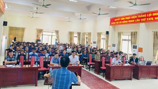 Lãnh đạo huyện ở Hà Nội làm admin bán hàng online doanh thu 4.000 tỉ