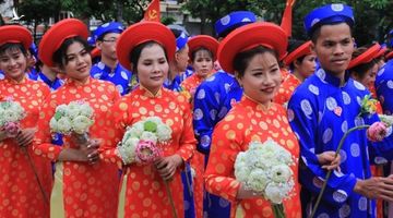 100 cặp cô dâu chú rể hạnh phúc trong lễ cưới tập thể ngày Quốc khánh