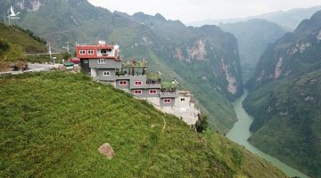 Bộ Văn hóa lên tiếng về công trình ‘chui’ trên đèo Mã Pì Lèng