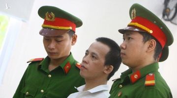 Kẻ giết 3 người cùng lúc ở Bình Dương lạnh lùng khai báo, HĐXX phẫn nộ