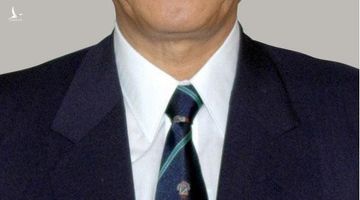 Cựu Bộ trưởng Quốc phòng Nhật Bản bị bắn