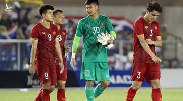 Mẹ Văn Toản tâm sự: “Toản từng ở nhà làm nhôm kính mấy tháng sau đó mới thi đấu ở SEA Games 30”