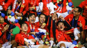 Chủ tịch Quốc hội chúc mừng thành tích U22 Việt Nam ở SEA Games 30