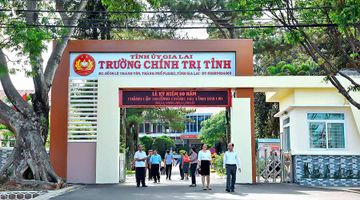 Cán bộ đào tạo Đảng viên được cử đi Trung Quốc học, mang về ngay bằng tiến sĩ… giả