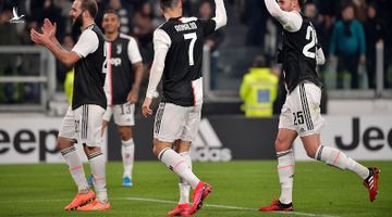 Đồng đội Ronaldo dương tính với Covid-19, CLB Juventus náo loạn