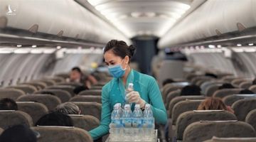 Gần 2.000 tiếp viên Vietnam Airlines phải cách ly, nghỉ làm vì Covid-19