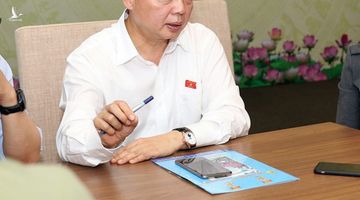 Bộ trưởng Trần Hồng Hà: ‘Không có người nước ngoài nào sở hữu đất, ai cấp báo tôi xử lý ngay’