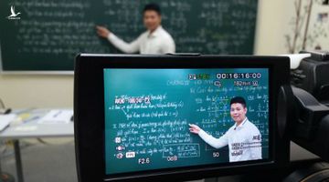 Cùng nhìn lại ngành Giáo dục sau “kỳ nghỉ Tết dài nhất lịch sử”
