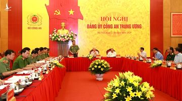 Tổng Bí thư, Chủ tịch nước và Thủ tướng Chính phủ dự Hội nghị Đảng ủy Công an Trung ương