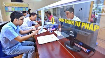 Không kỷ luật cán bộ, công chức, viên chức tố cáo trong thời gian được bảo vệ