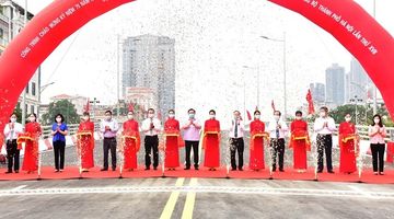 Hà Nội thông xe cầu vượt 560 tỉ đồng