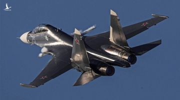 Chiến đấu cơ Su-30 của Nga bị đồng đội bắn rơi