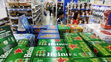 Bộ Công thương: ‘Không cho bán bia hãng khác, Heineken có dấu hiệu vi phạm Luật cạnh tranh’