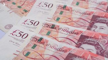 67 tỉ USD tiền mặt ‘mất tích’ ở Anh