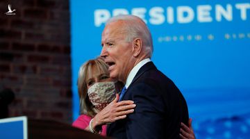 Thắng phiếu cử tri đoàn, ông Joe Biden chỉ trích ông Donald Trump ‘không tôn trọng ý dân’