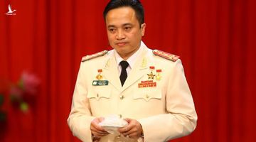 Đại tá công an kể chuyện ăn cơm chấm muối ớt, 5 giờ đấu súng với tội phạm ma túy