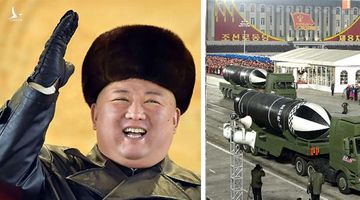 Ẩn ý của Kim Jong Un sau màn phô diễn tên lửa đạn đạo